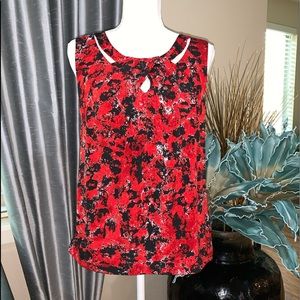 Marc New York red top